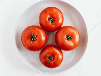 Pesto Spinach Quinoa Stuffed Tomatoes